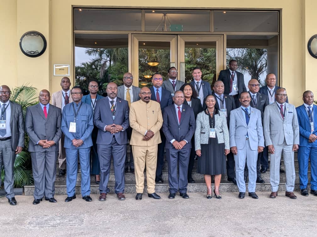 DEFENCE MINISTER URGES ACTION ON MOTOR VEHICLE THEFT ACROSS BORDERS